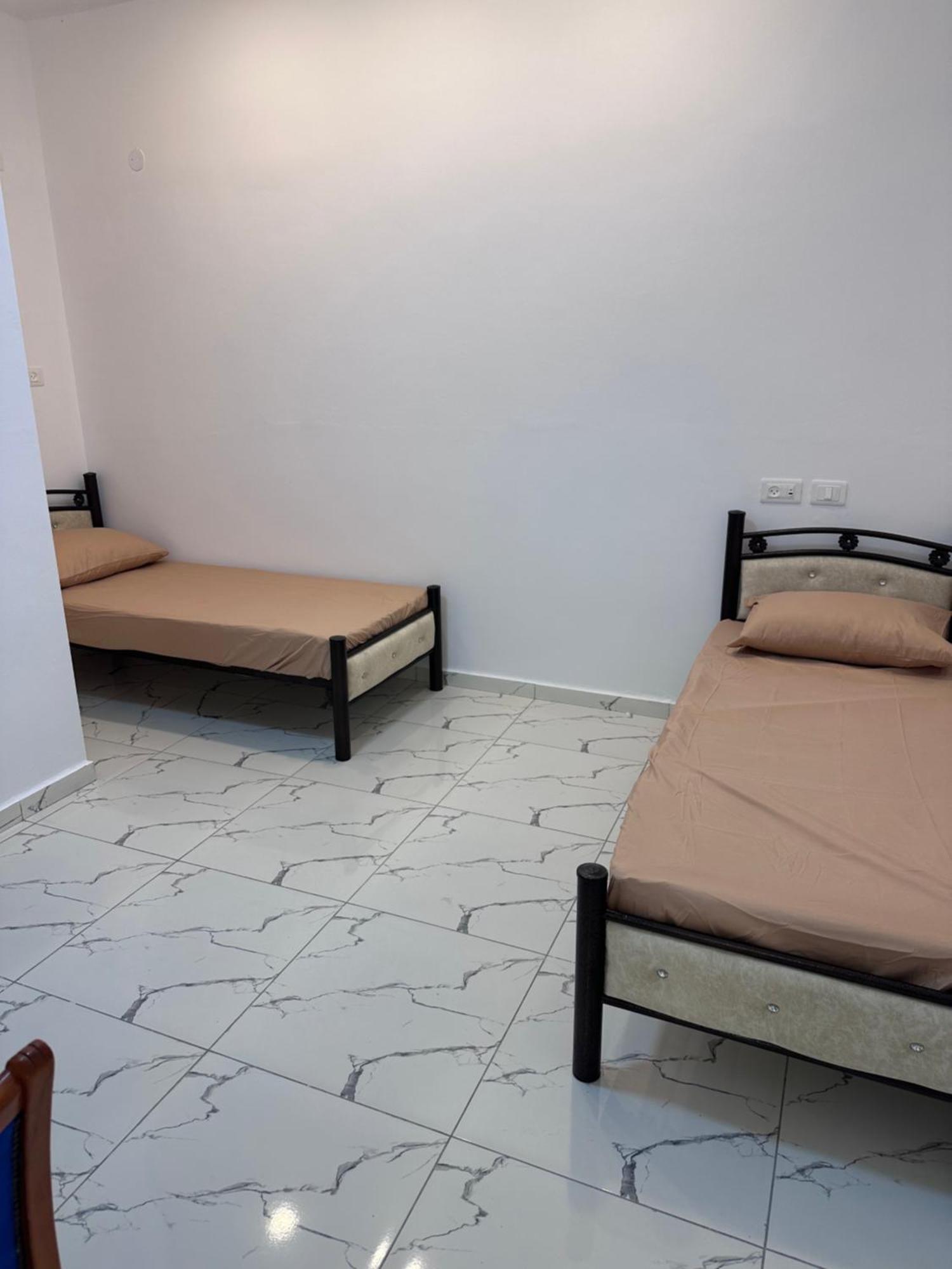 Steele Honey Bed & Breakfast Йерихон Екстериор снимка